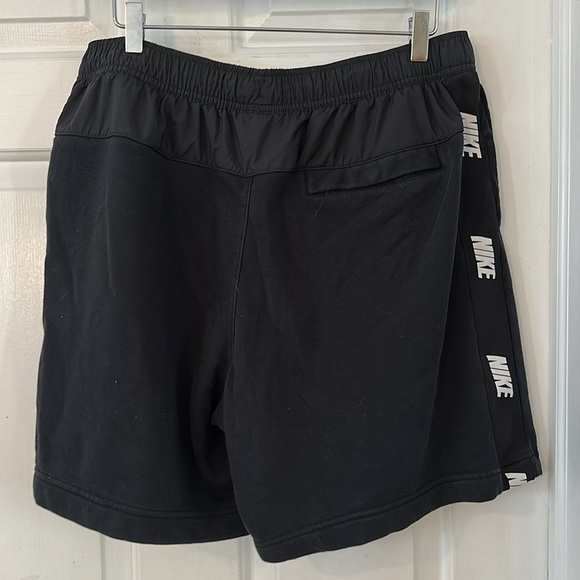 NWOT Men’s Nike Sportswear CE FT Hybrid Shorts Size XL - Picture 6 of 7